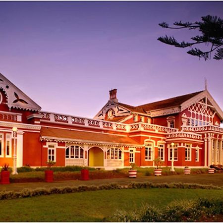Welcomheritage Fernhills Royal Palace อูตี ภายนอก รูปภาพ