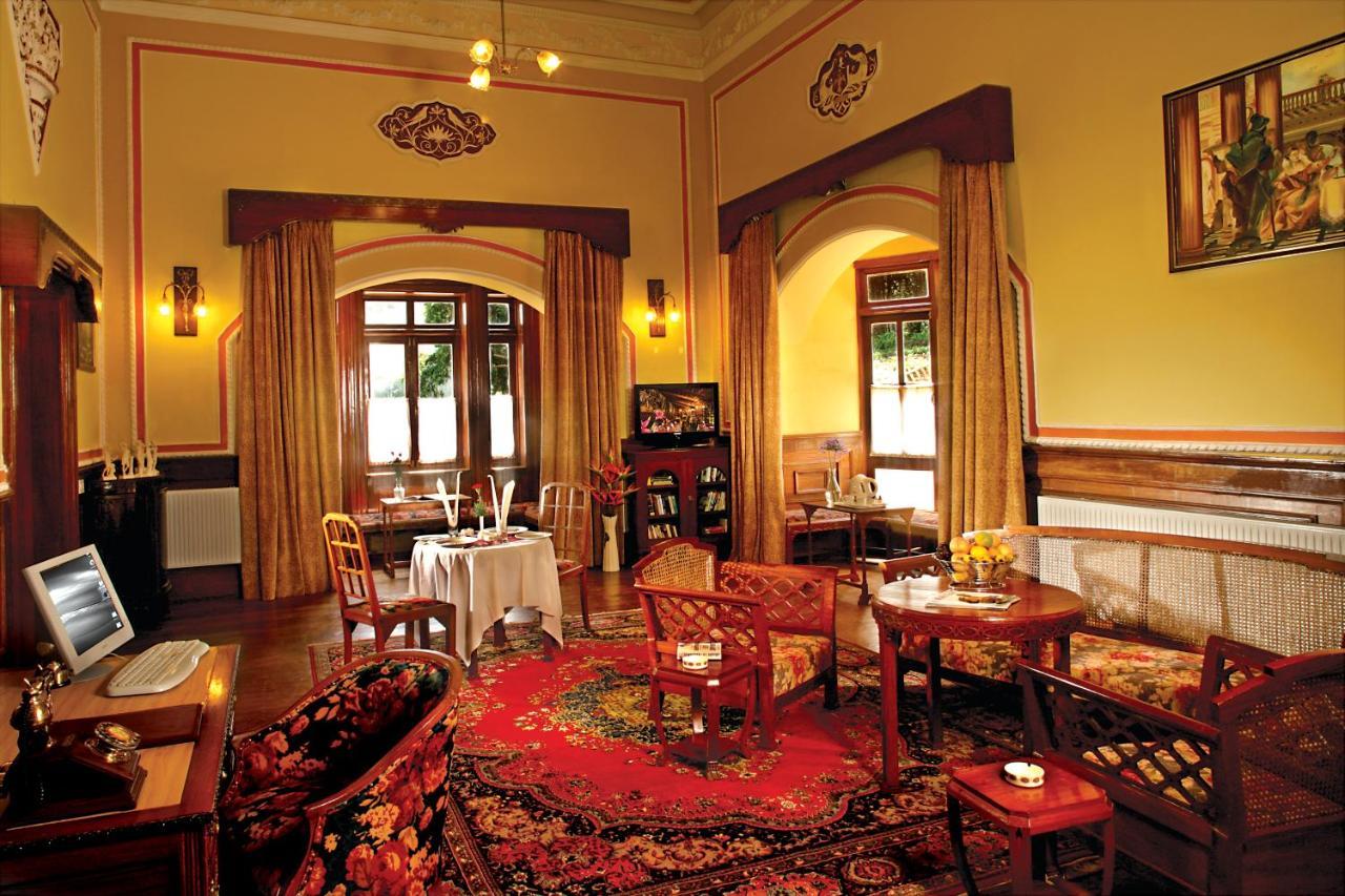 Welcomheritage Fernhills Royal Palace อูตี ภายนอก รูปภาพ